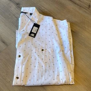 Travis Mathew’s button shirt
